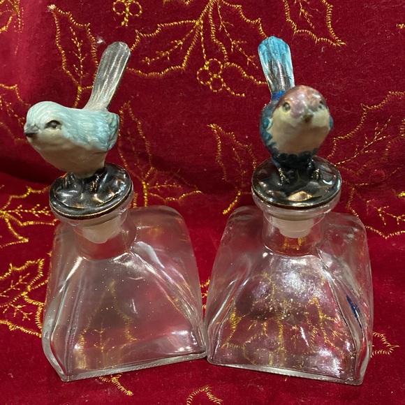 Other - Stunning Blue Birds Bottles